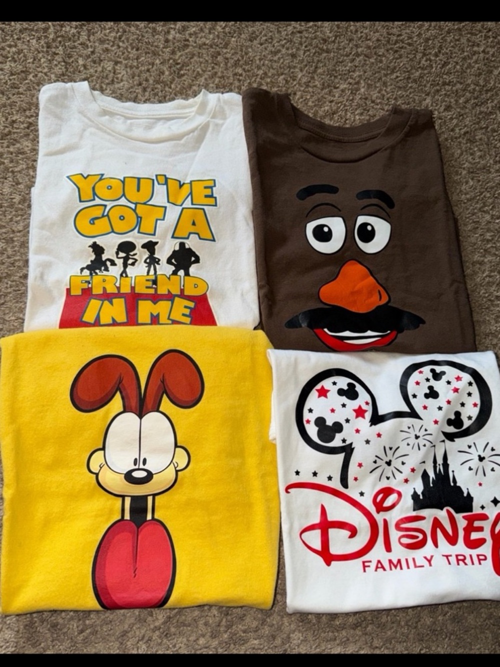 Old Navy Kids Short Sleeve Graphic Tee Bundle - White, Yellow, Brown